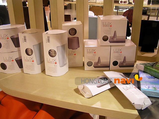 とっても人気があるそうです。捨ててしまうのがもったいないほどスタイリッシュなデザイン