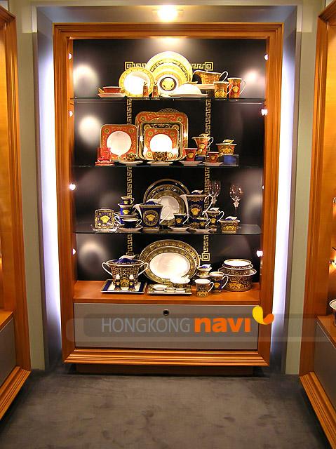 一目でヴェルサーとわかるところがいいそうです