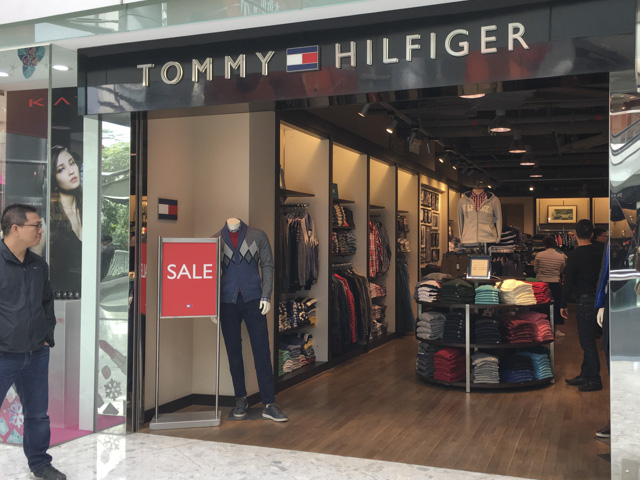 TOMMY HILFIGER