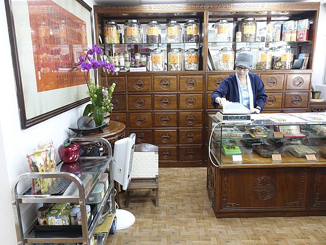 新しい店舗も清潔で機能的に整頓されている
