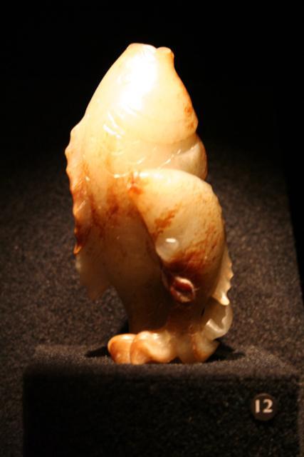 魚は非常に繁殖力の強い生き物ですので、子孫繁栄のための縁起ものとして珍重されました