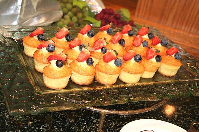 ひとくちスポンジケーキ
