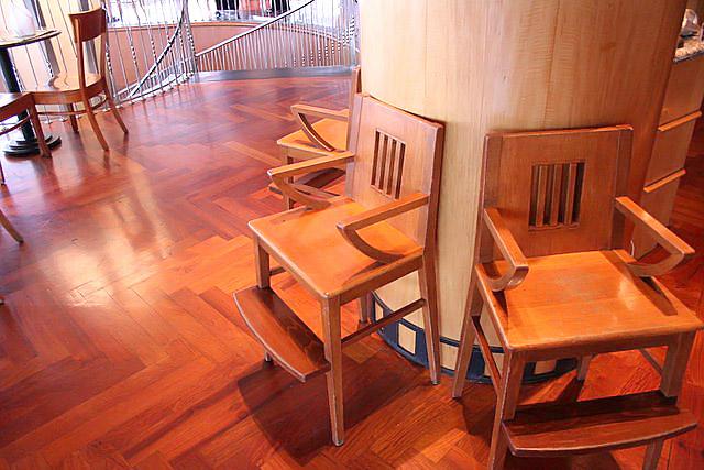 ベイビー用のイス