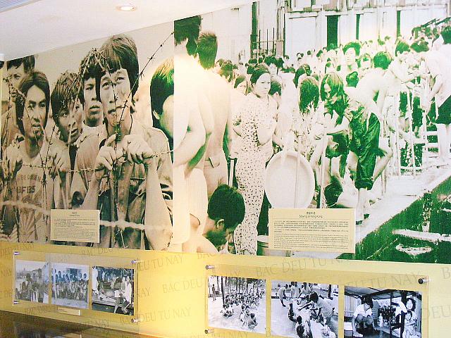 難民収容施設の様子