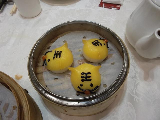虎：海鮮と野菜蒸し