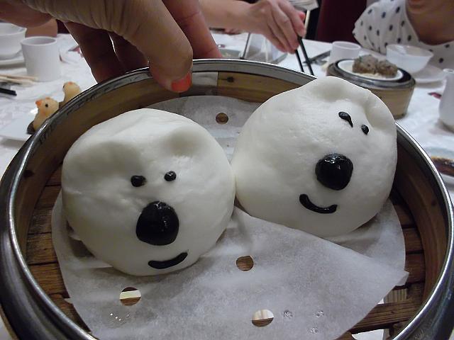 北極熊：キノコと鶏のチーズ蒸し