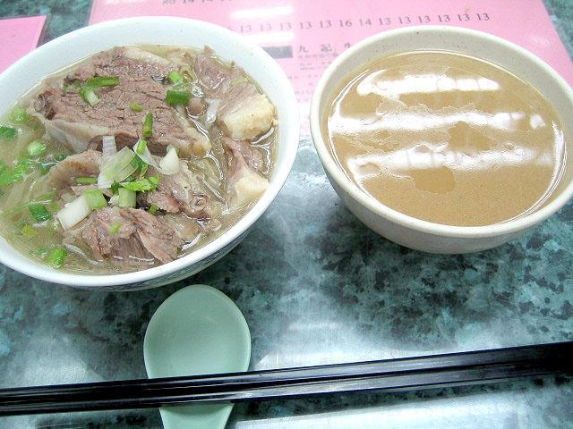 牛バラ麺とカレースープ
