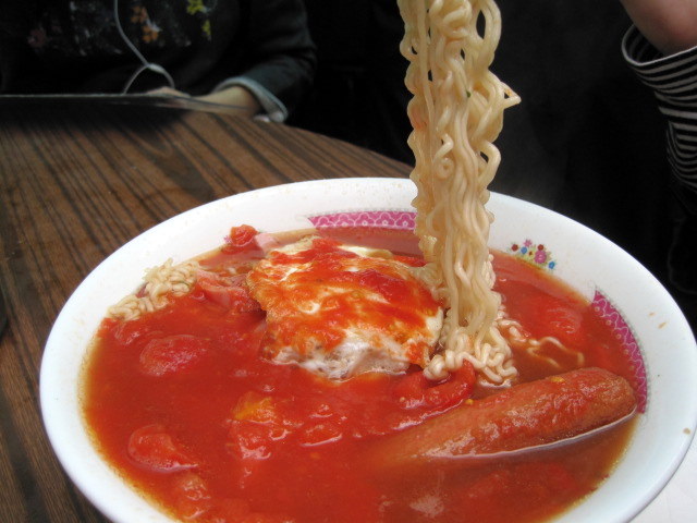 名物トマトラーメン