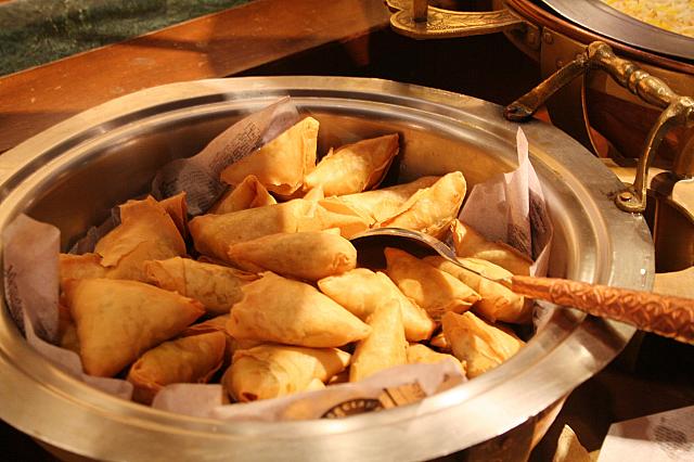 インド料理の定番、サモサ