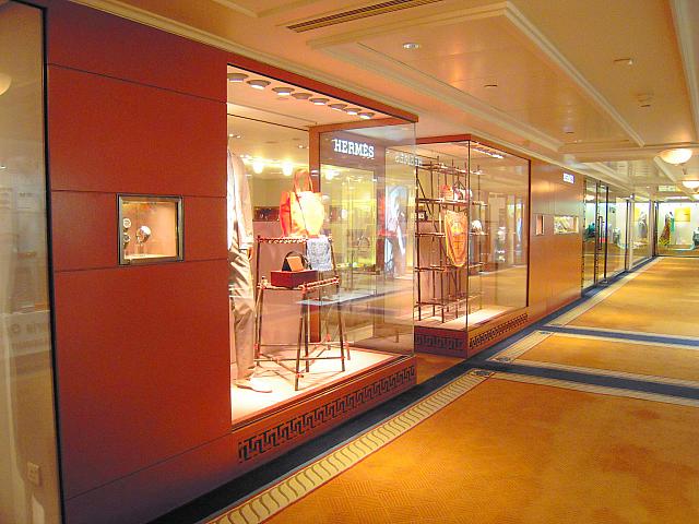 『Hermes』グランドフロアにもあります