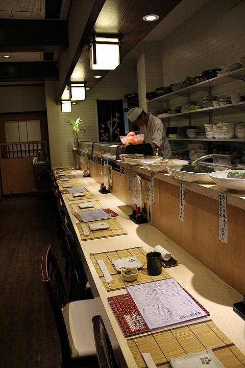 職人さんたちの芸を見ても楽しいかも