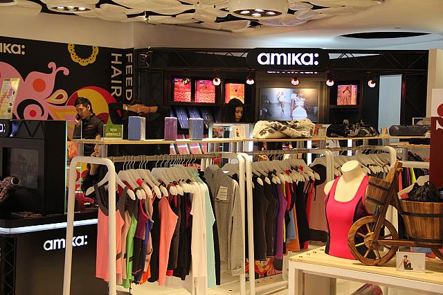 女性用スポーツウェア・アミカAMIKA