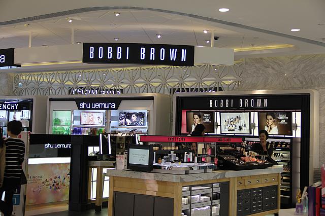 ボビーブラウンBobbi Brown
