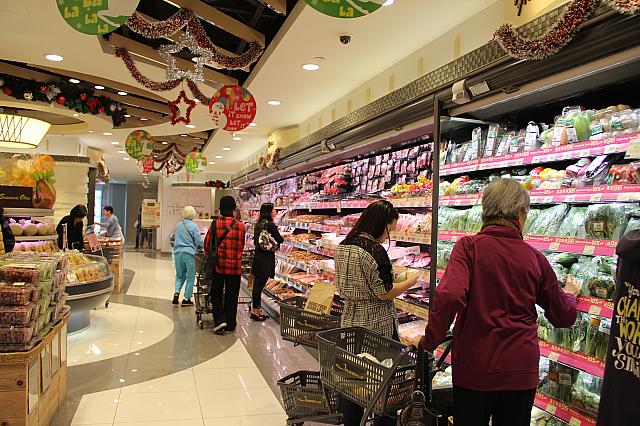 地下二階スーパー、Jason店内の様子