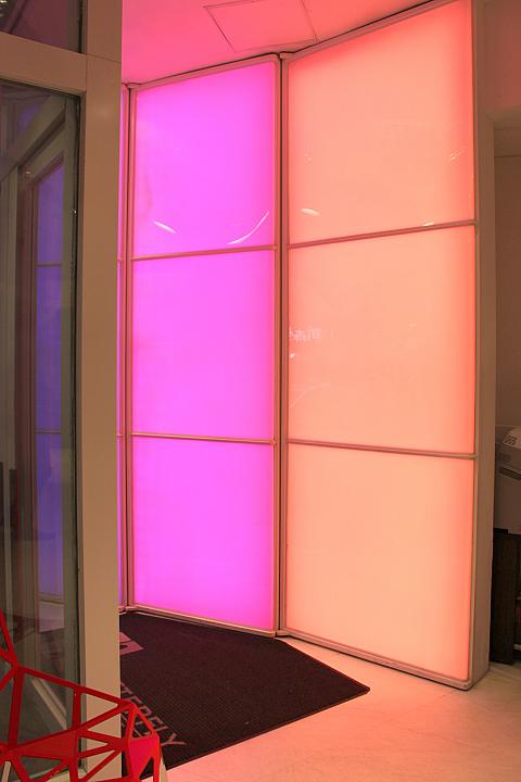 エントランスの壁