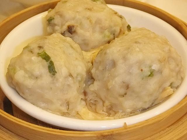 １つひとつが大きな陳皮鯪魚球