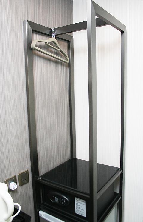 衣類はここにかけてください