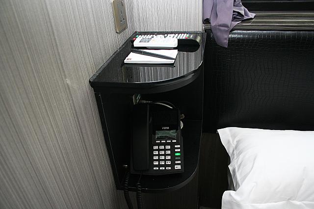外線電話とメモ張
