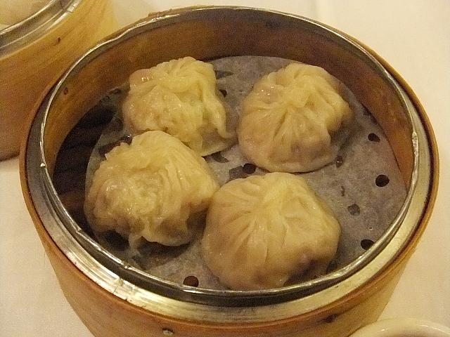 蟹粉小籠包