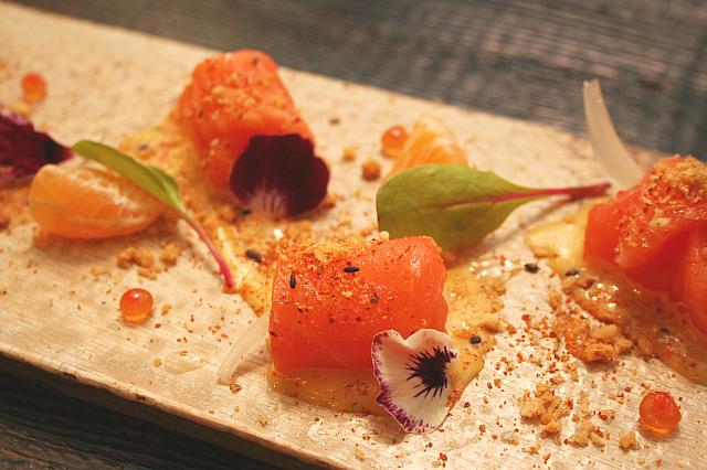 salmon mikan