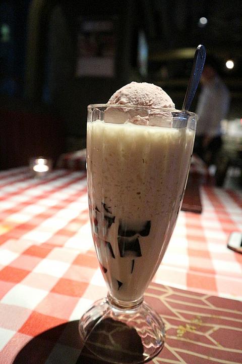茶餐廳でお馴染みのドリンクからこんなに可愛いドリンクまで、取り扱いも豊富。