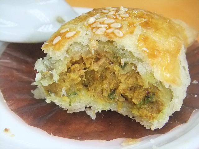 カレーが入っているのがひと目でわかります