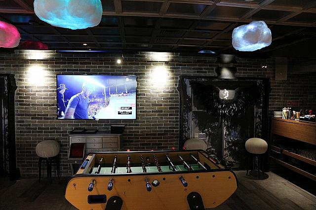 ゲーム類もたくさん置いてあります。スペースがあるからこその演出！