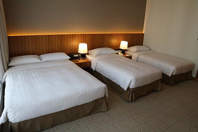 ダブル1台、シングル2台の様子。