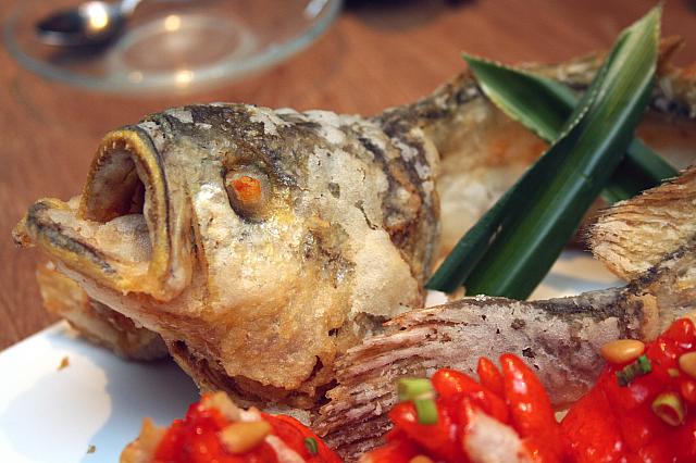 松子繍球黄花魚（Deep-fried yellow croaker, pine nut, sweet and sour sauce）