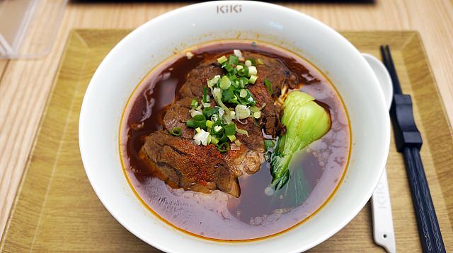 川味牛肉湯麺（Sichuan Style Beef Noodle in Soup）