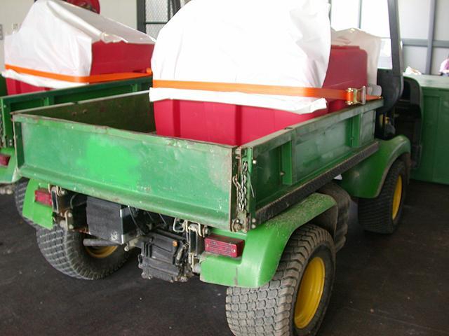 いろいろなものを運ぶための小型トラック