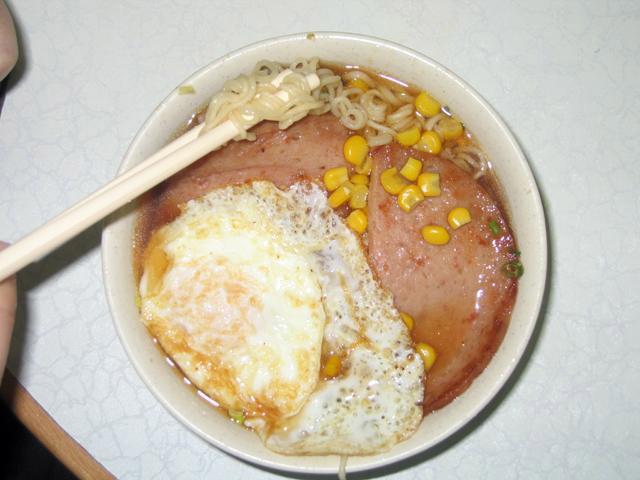 チョッチンヤッデン 
<br>出前一丁 
<br>でまえいっちょう 

