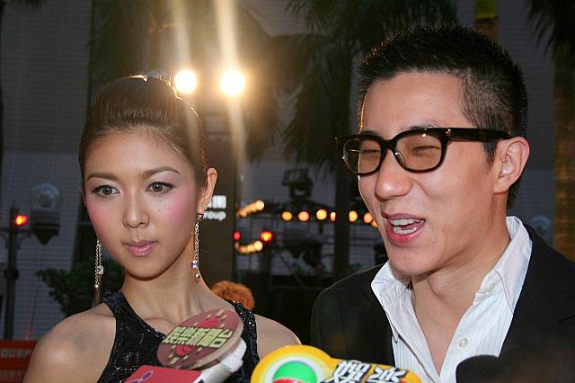 夫婦ではありませんが、共演を機にカップルと噂されているのでこちらに。一部別れたという報道がありましたが、一緒に登場した薜凱琪（フィオナ・シッ）と房祖名（ジェイシー・チェン）