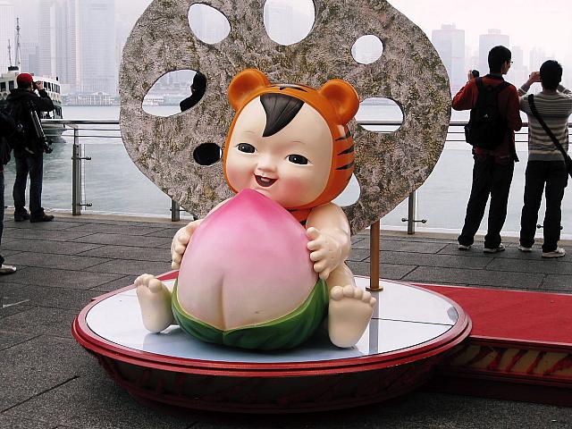香港らしく桃まんじゅう（寿桃）