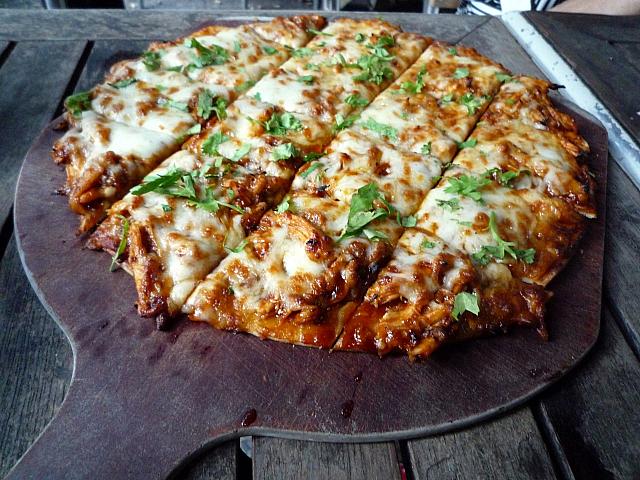 バーの食べ物はどれもおいしい