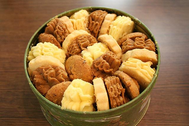 ぎっしりクッキーが詰められています