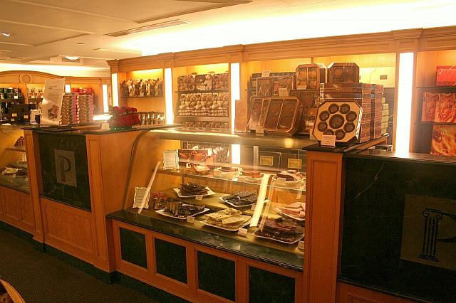 目移りするほどのチョコレートの数