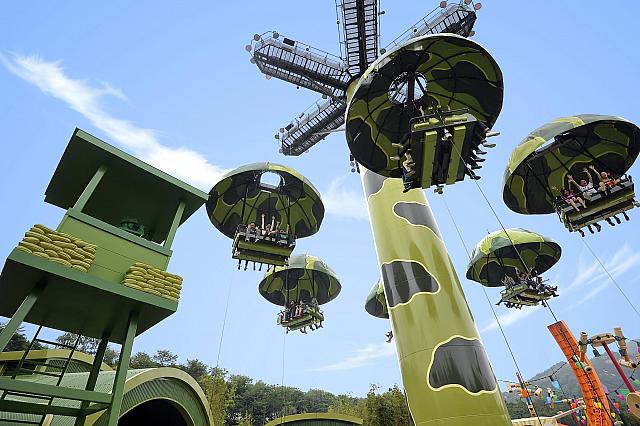 ディズニーランドが見渡せるくらい高いです！