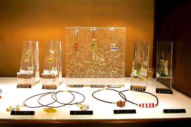 ヒスイなどのストーンを使ったアクセサリー