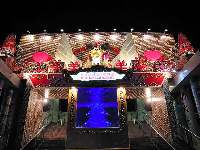 香港の街は、もうクリスマス気分！