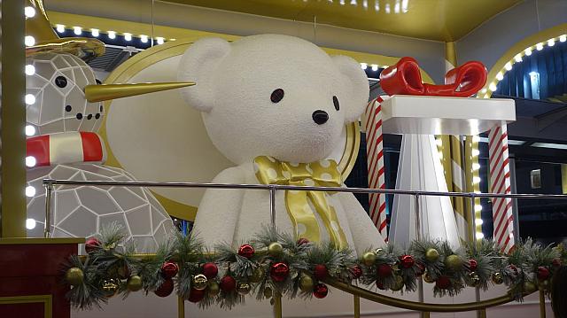 このスターリークリスマスは来年の1月4日まで開催されています。