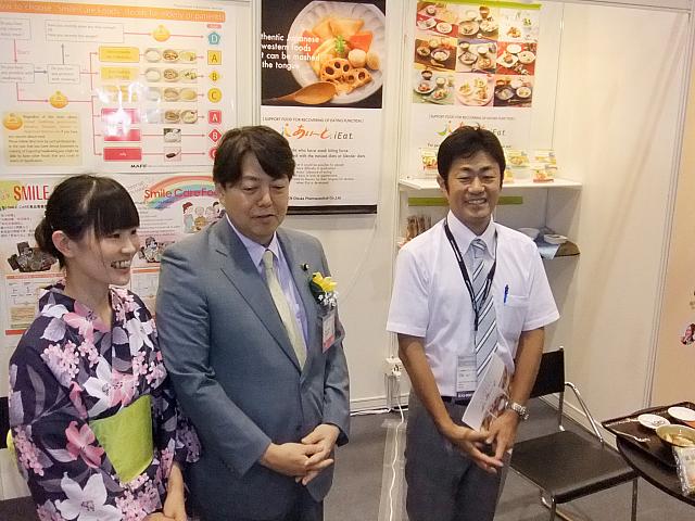 フードエキスポを訪れた林農水大臣