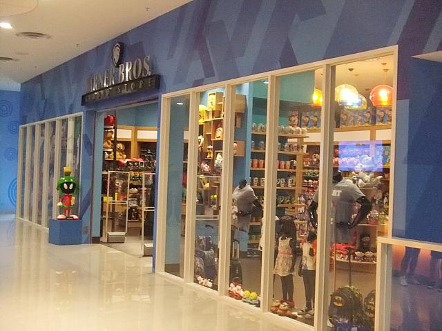 オフィシャルショップもあります