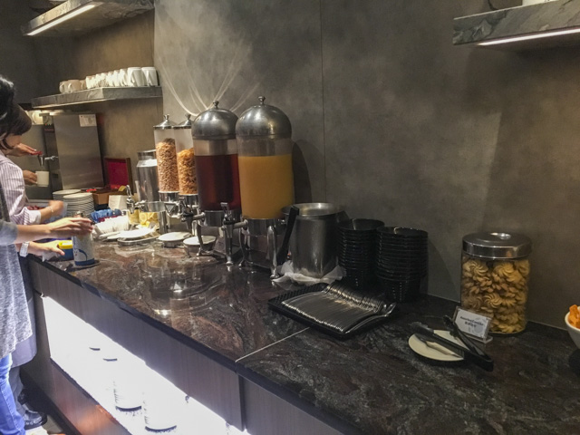 ドリンクコーナー