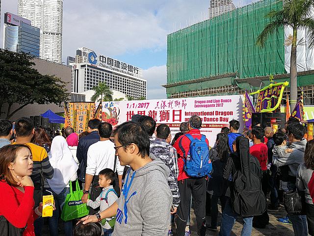 何やらイベントを行なっている様子…