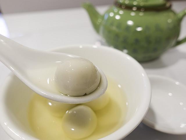 芝麻湯圓 配 金萱高山烏龍 HK$42