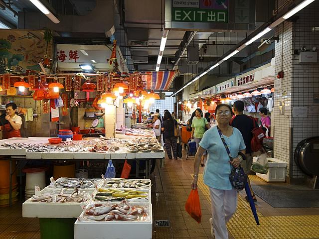 新鮮なお魚が種類多く揃っていました