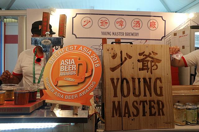 こちらはクラフトビールゾーン。香港製のクラフトビールも大集合！