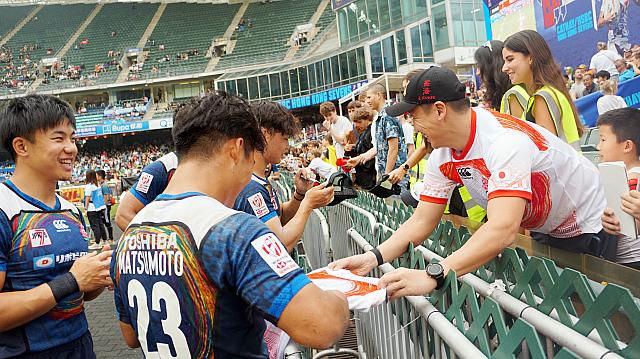 ファンとの交流は重要です