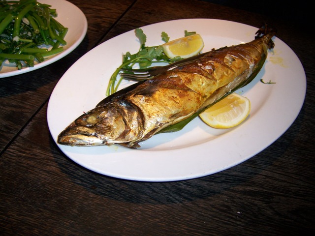 Ca nuc nuong la chuoi (オーブンベイクドマカロ)